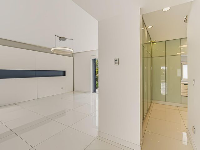 place photo 54