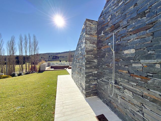 place photo 68