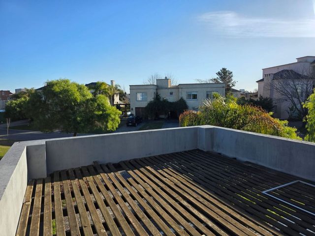 place photo 76