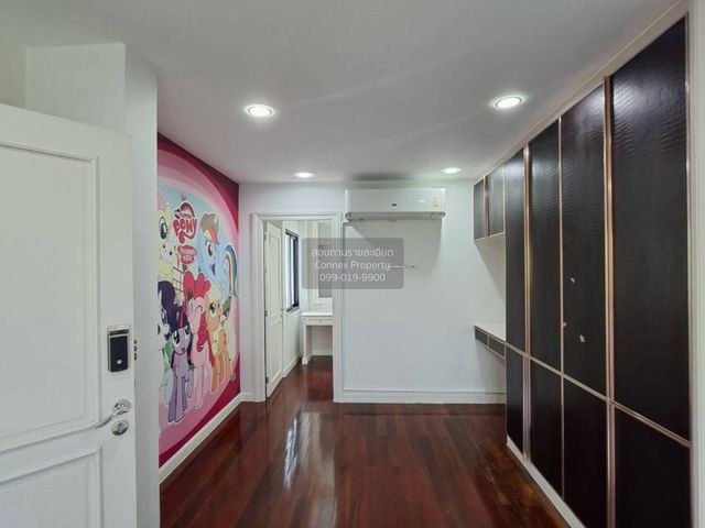 place photo 50