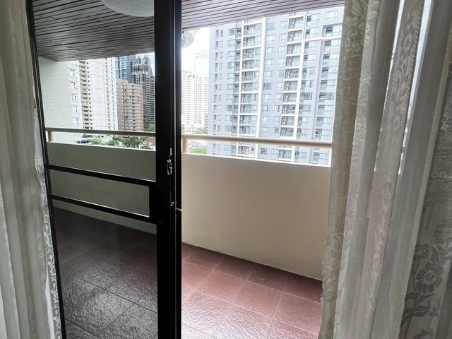 place photo 34
