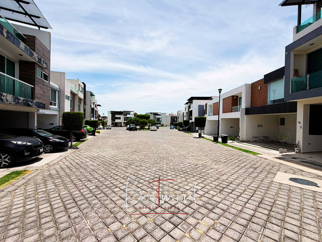 place photo 32