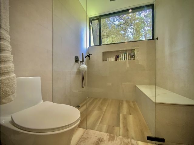 place photo 64
