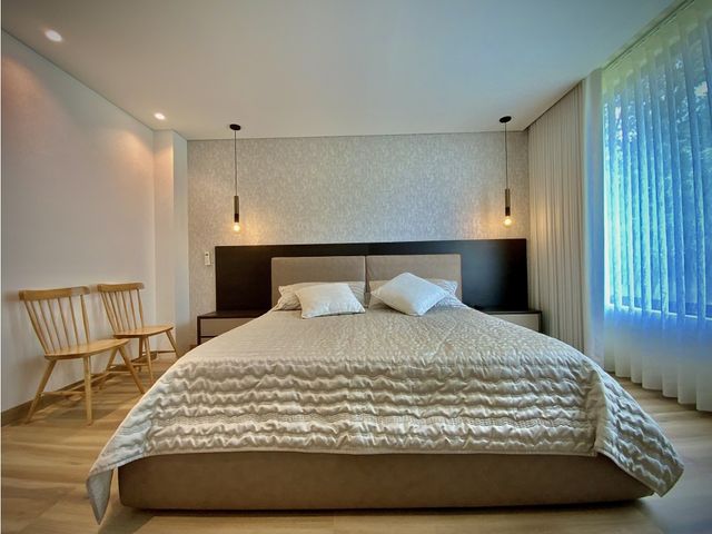 place photo 66