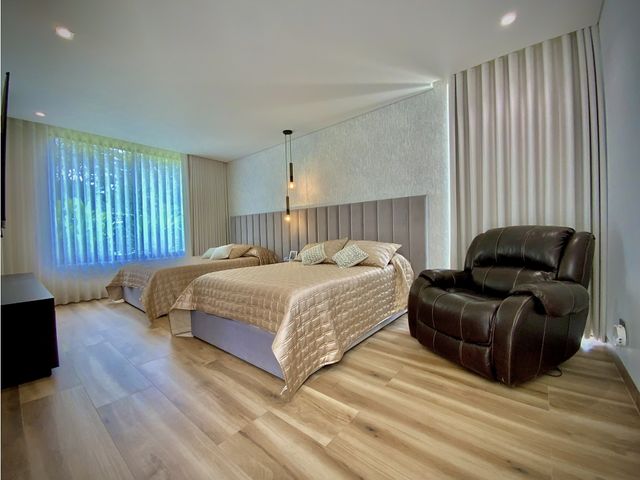 place photo 49