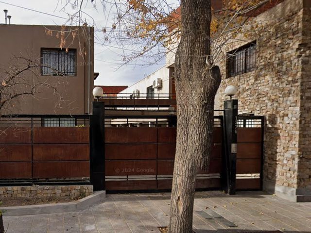 Departamento en venta en Dorrego de 2 dormitorios