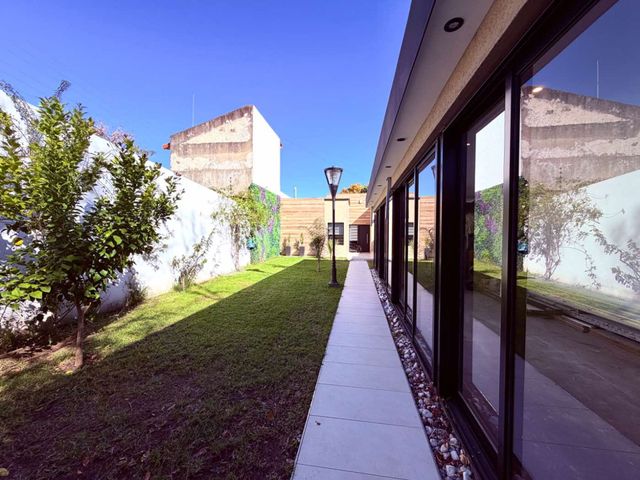 place photo 43