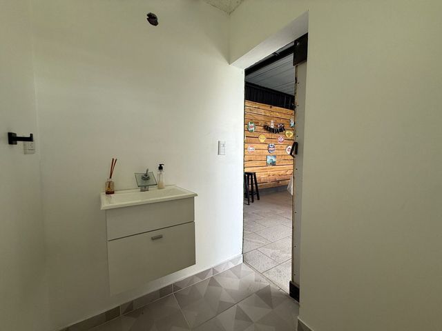 place photo 55