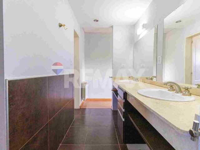 place photo 55