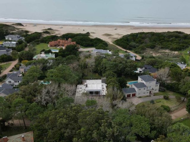 place photo 48