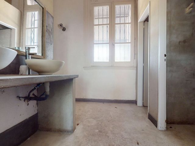 place photo 50
