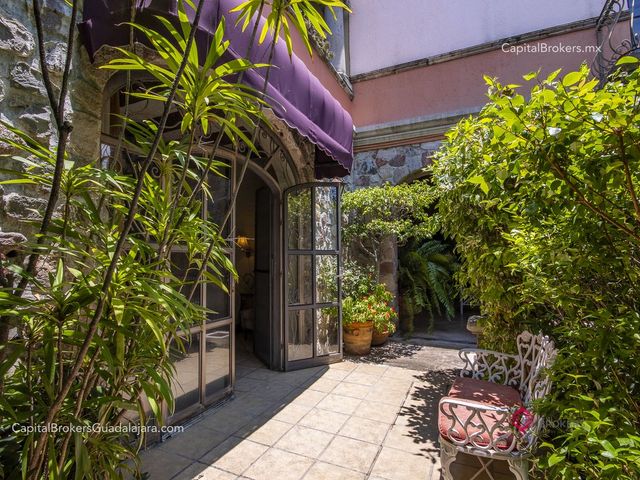 place photo 39