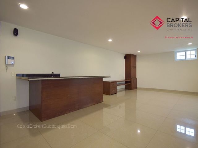 place photo 50