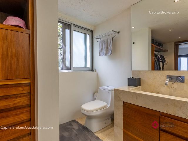 place photo 44
