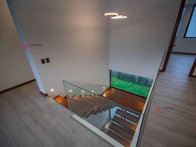 place photo 49