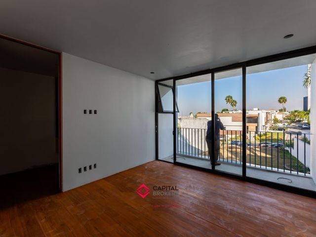 place photo 39