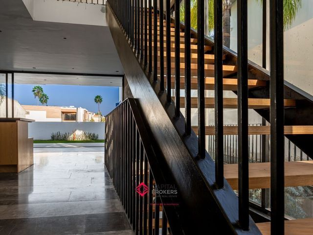 place photo 48