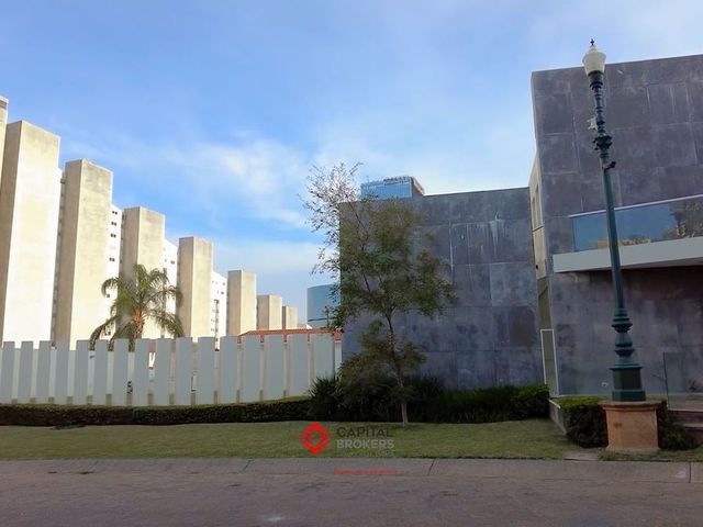 place photo 33