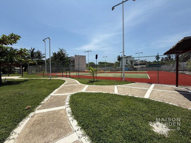 place photo 26