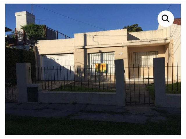 -Casa en venta B. Sarmiento 75.000 USD.