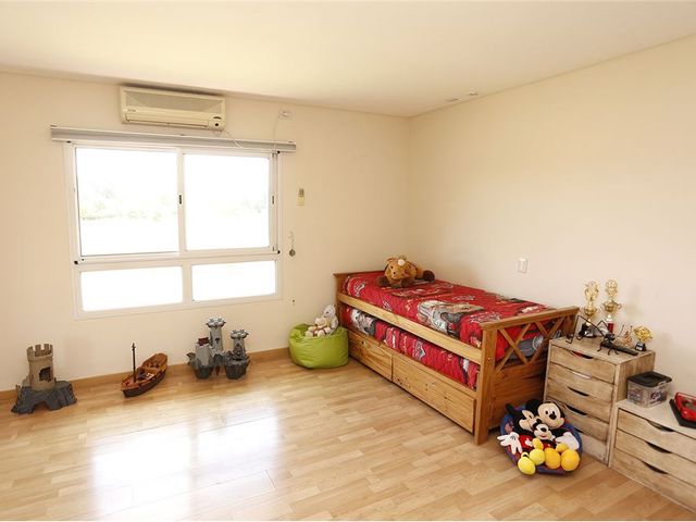 place photo 50