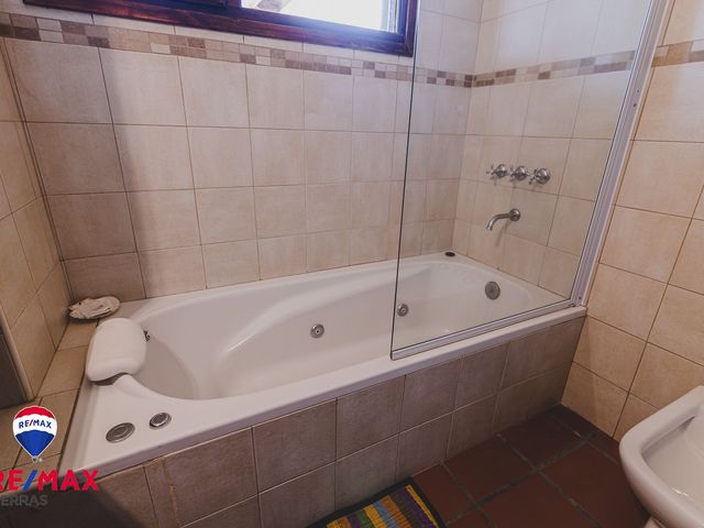 place photo 48