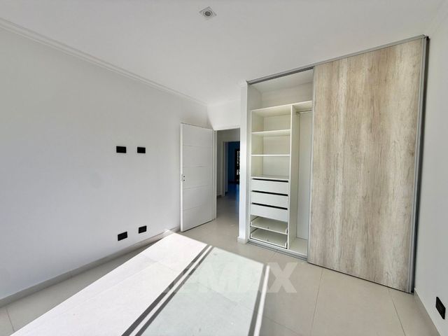 place photo 48