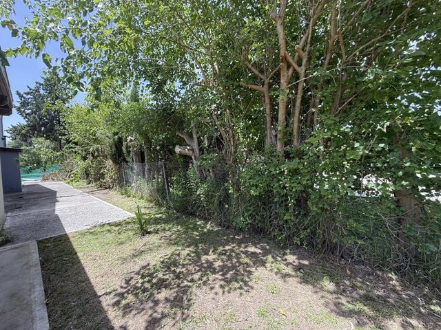 place photo 39