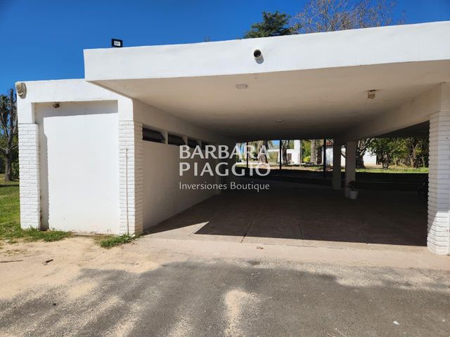 place photo 32