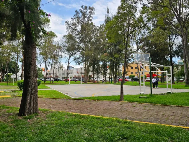 place photo 90