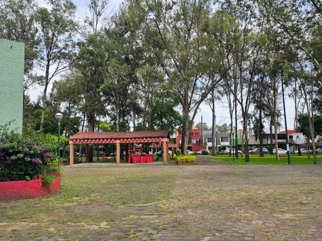 place photo 100