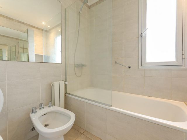 place photo 52