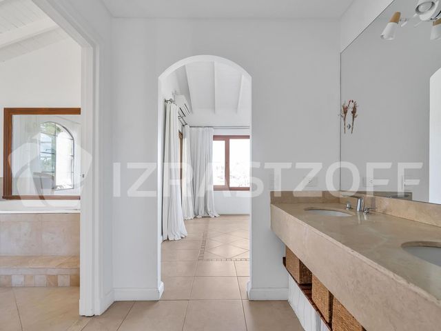 place photo 39