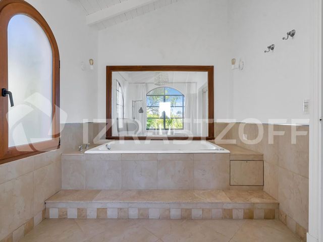 place photo 40