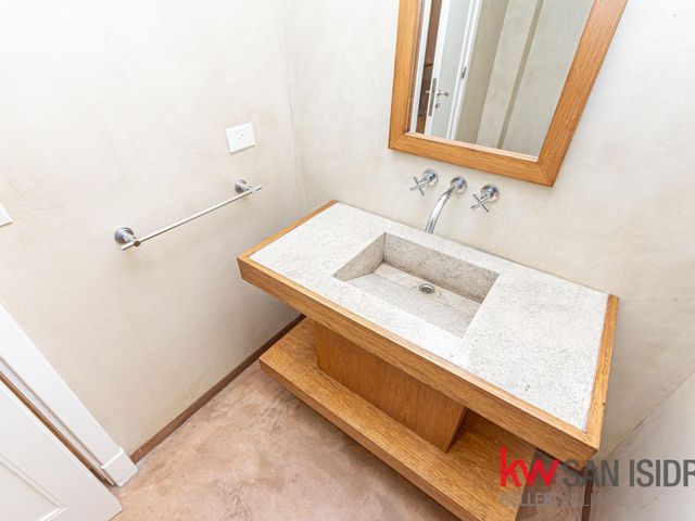 place photo 48