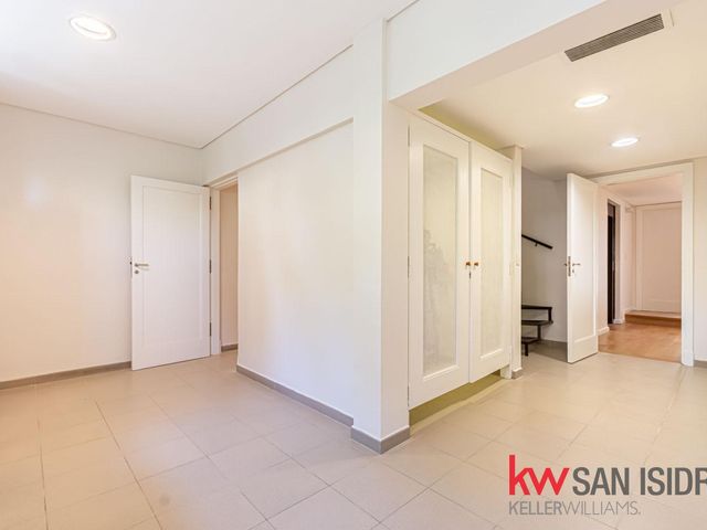 place photo 55