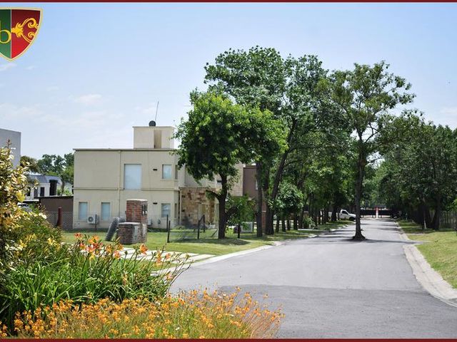 place photo 83