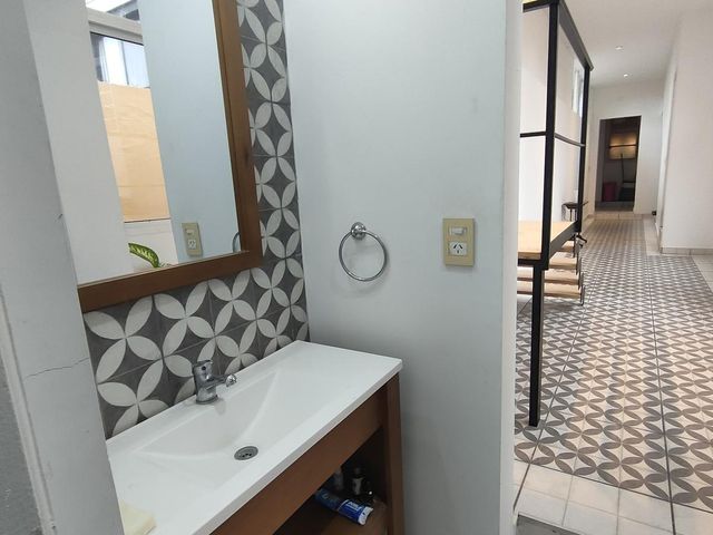 place photo 52