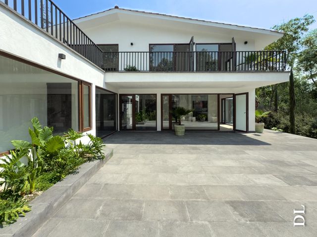 place photo 52