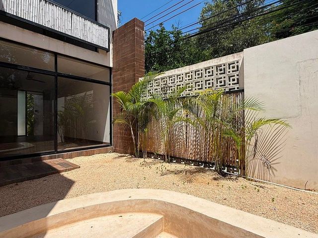 place photo 24