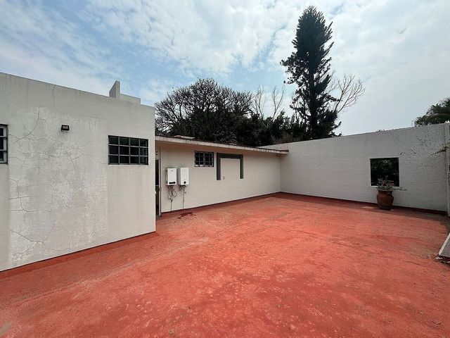 place photo 23