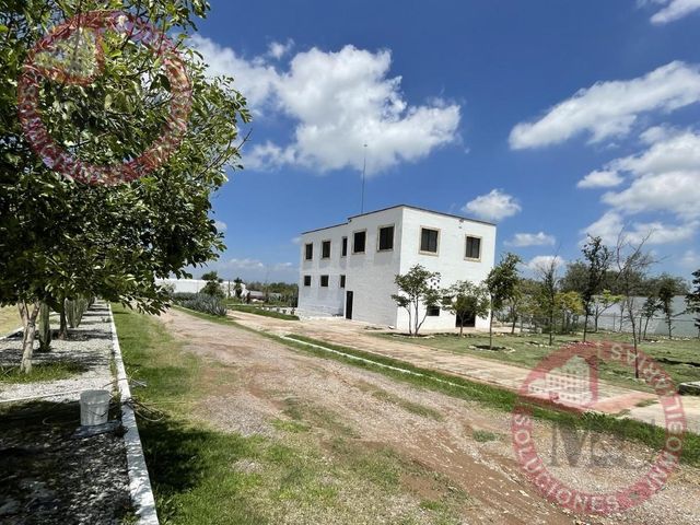 place photo 97