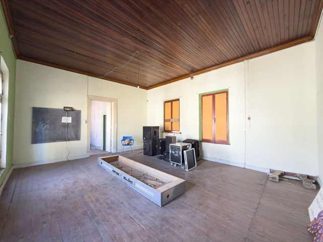 place photo 37