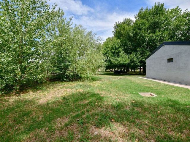 place photo 15