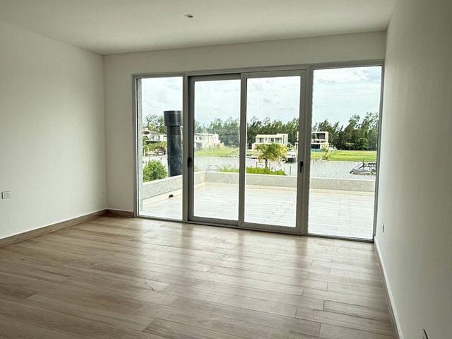 place photo 40
