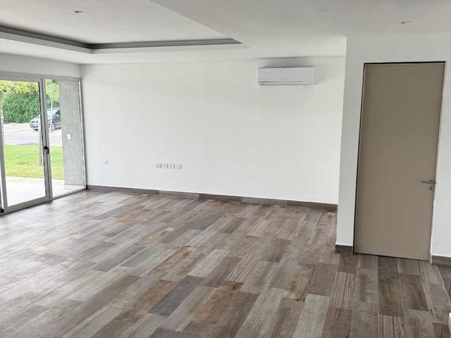 place photo 49