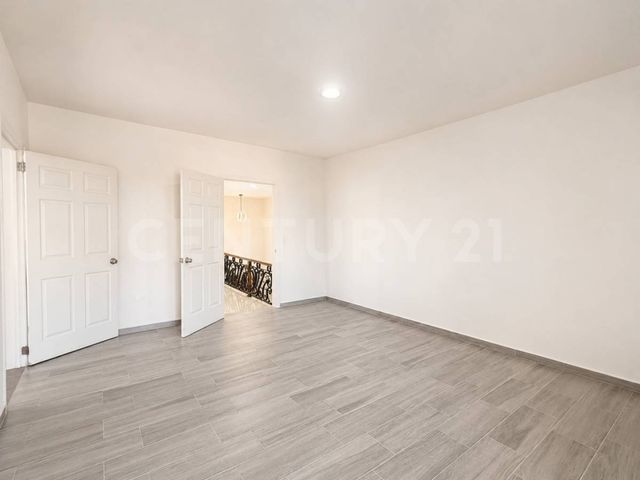 place photo 49