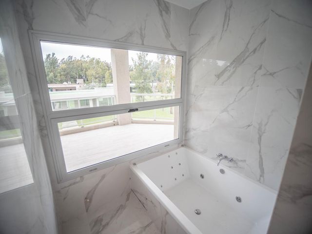 place photo 54