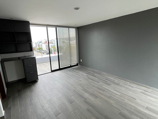 place photo 34
