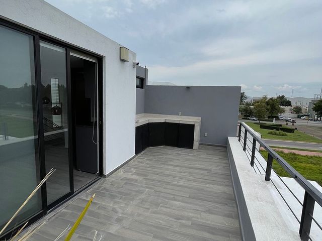 place photo 38